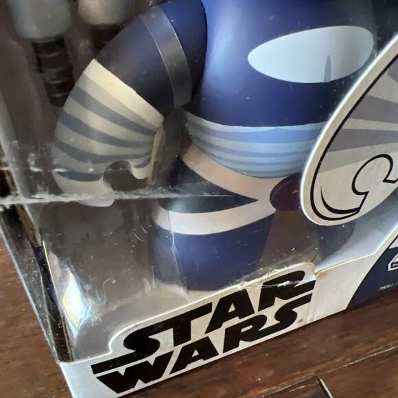 Star Wars Mighty Muggs Asajj Ventress Vinyl Action Figure Hasbro Sealed - Picture 2 of 6